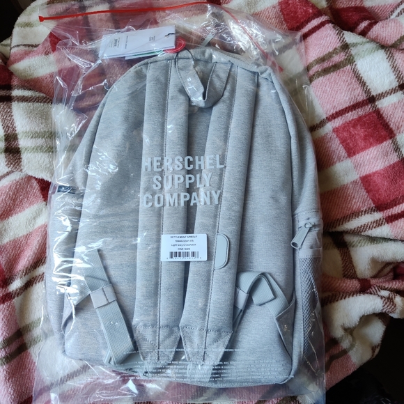 Herschel Settlement Sprout Diaper Bag - Light Grey Crosshatch - Picture 7 of 9